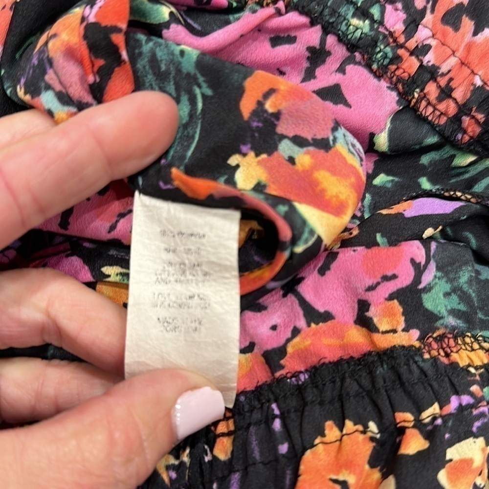 Show me your mumu made in USA black orange/pink/yellow/green shorts romper md - Picture 9 of 14